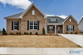 6122 Abner Branch Blvd SE, Hampton Cove, AL 35763