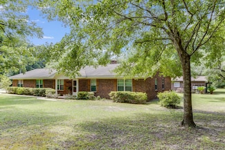 1318 John Riley Barnhill Rd, Baker, FL 32531