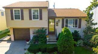 115 Autumnwood Dr, Buffalo, NY 14227