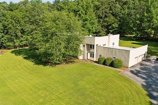 110 Bridger Point Rd, Fayetteville, GA 30215