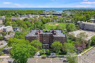 40 W Elm St Unit 5C, Greenwich, CT 06830