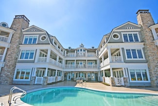 5707 (5G) S Lake St Unit 5G, Glen Arbor, MI 49636