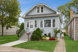 4031 Clinton Ave, Berwyn, IL 60402