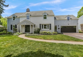 32 Pine Hill Ave, Norwalk, CT 06855
