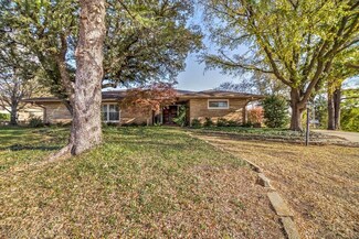 1306 Highland Way, Duncan, OK 73533