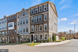 1311B Styron St, Manassas Park, VA 20111