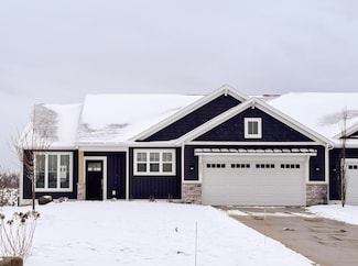4641 Greystone Rd, Holland, MI 49423