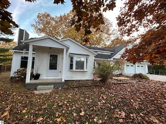 1007 W 1st St, Tawas City, MI 48763