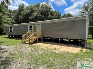 51 Miles Park Rd, Pembroke, GA 31321