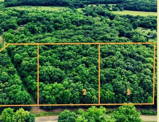 8496 Trout Farm Rd, Neosho, MO 64850