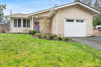7772 SE Blakeview Dr, Port Orchard, WA 98366