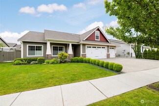 3055 Pine Creek Dr, Mount Vernon, WA 98273