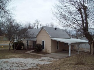 100 Chestnut St, Exeter, MO 65647