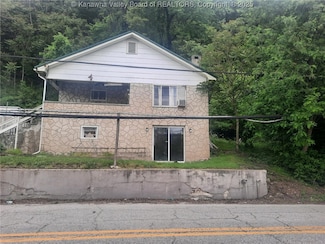 3420 Piedmont Rd, Charleston, WV 25306