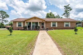 414 Pine Glen Dr, Albany, GA 31705