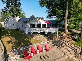 4767 S River Dr, Newaygo, MI 49337