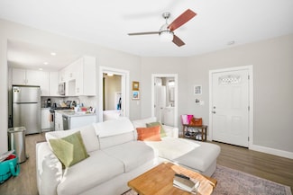 931 21st St, San Diego, CA 92102