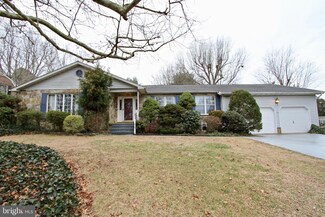 506 W Lake Dr, Smyrna, DE 19977