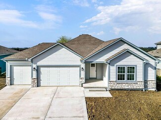 23962 W 293rd St, Paola, KS 66071