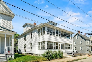 121 Palm St, Nashua, NH 03060