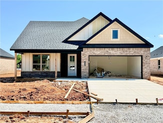 1913 Ferguson St, Pea Ridge, AR 72751