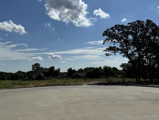 5 Eagle View Dr, Sulphur, OK 73086