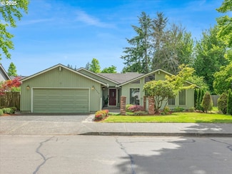 11045 SW Summer Lake Dr, Portland, OR 97223
