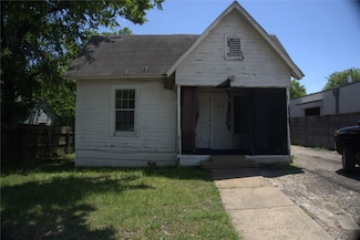1530 Southerland Ave, Dallas, TX 75203