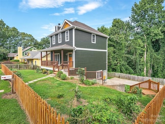 12 Cross Place, Asheville, NC 28801