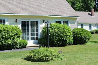 595 Ocean St Unit 4, South Portland, ME 04106