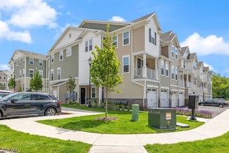 102 Iris Ct, Warren, NJ 07059