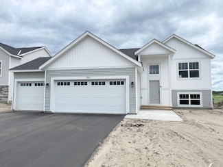 19911 English Ave N, Forest Lake, MN 55025