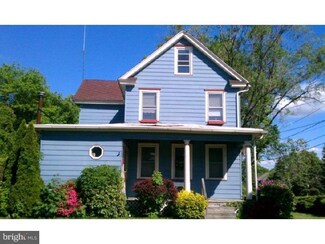 520 Bell Rd, Mount Ephraim, NJ 08059