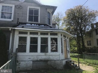 7412 River Rd, Pennsauken, NJ 08110