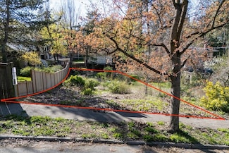 1216 S Sheridan St, Spokane, WA 99202