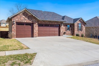 834 S Eastridge, Nixa, MO 65714