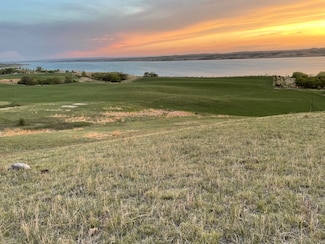 17 Oahe Links, Linton, ND 58552