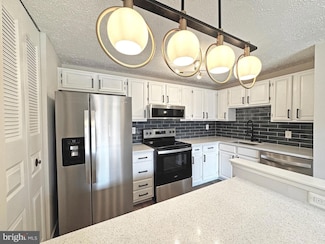12205 Peach Crest Dr Unit H, Germantown, MD 20874