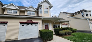 4103 Saint Andrews Ave, Riverhead, NY 11901