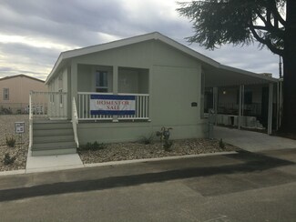 725 W Thornton Ave Unit 5, Hemet, CA 92543