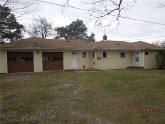 9835 Dexter Pinckney Rd, Pinckney, MI 48169