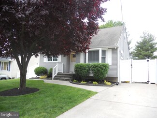 413 Rowand Ave, Glendora, NJ 08029