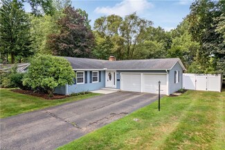 1634 S Lincoln St, Kent, OH 44240