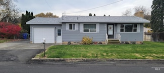 3412 12th St F, Lewiston, ID 83501