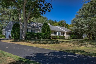 105 Quivet Dr, Dennis, MA 02638