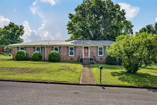 115 Noblett Ave, Fayetteville, TN 37334