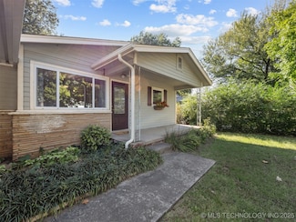 411 W Toledo St, Broken Arrow, OK 74012