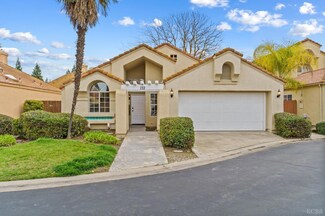 645 E Champlain Dr, Fresno, CA 93730