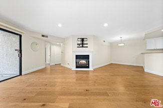 1633 S Bentley Ave Unit 101, Los Angeles, CA 90025