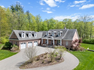 15 Hickory Hill Rd, Avon, CT 06001
